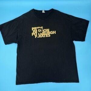 VTG MLB Pittsburgh Pirates Graphic Tee